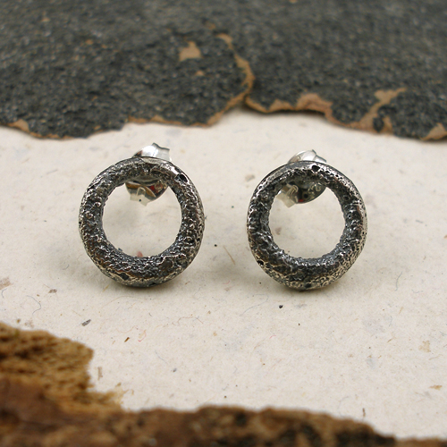 Round medium silver Earrings, with 18ct gold granules