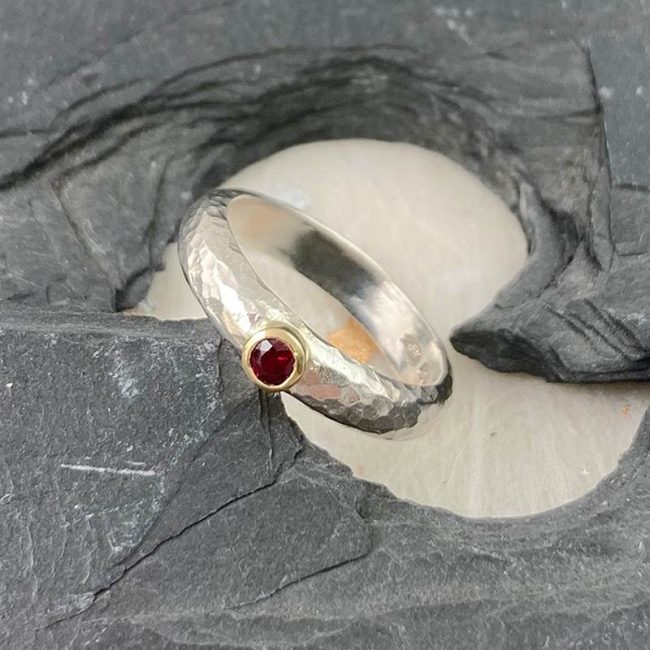 Silver D-shaped ring with ruby & 18ct gold by Jenifer Wall