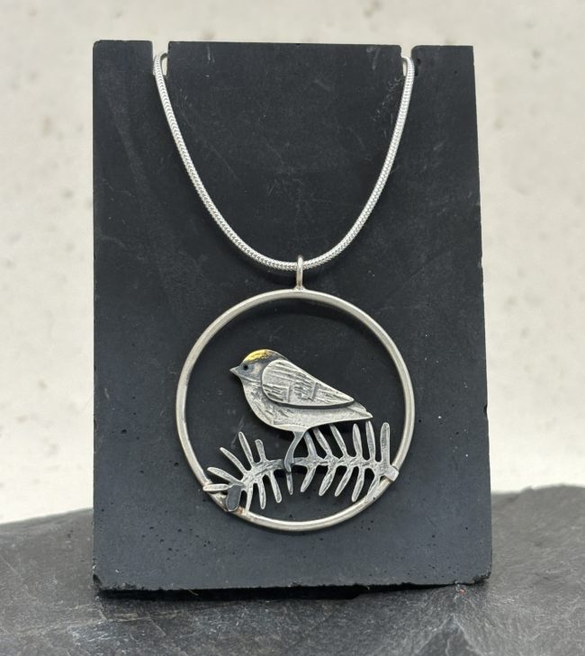 Goldcrest Pendant - Image 2
