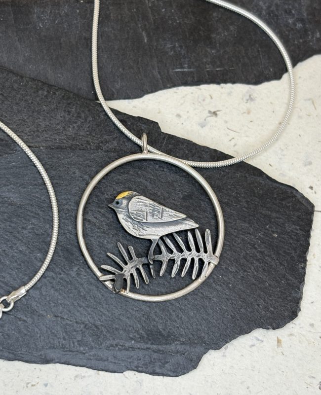 Goldcrest Pendant - Image 3