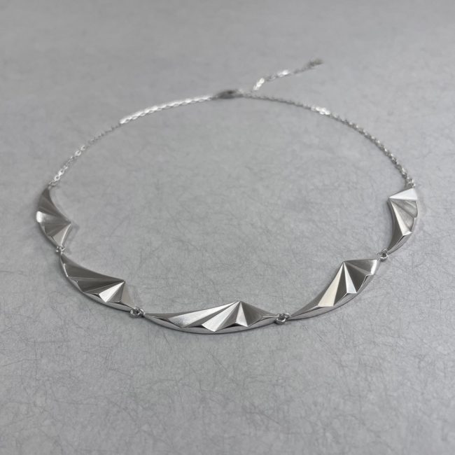 Polaris Arc Necklace - Image 2